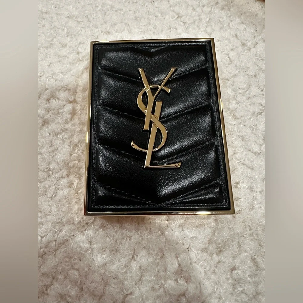 Yves Saint Laurent Couture Mini Clutch Eyeshadow - Gold